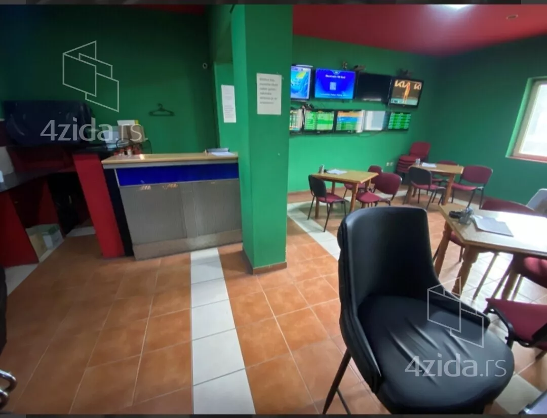 Poslovni prostor | 4zida
