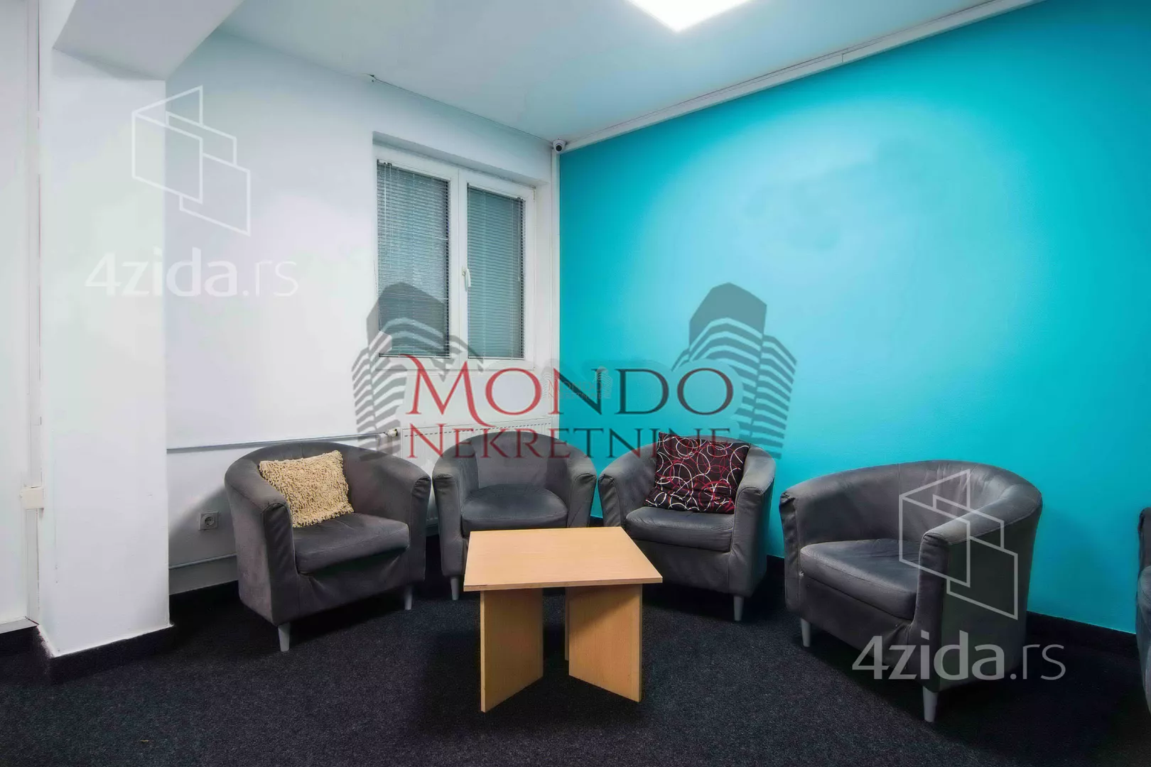 Poslovna zgrada | 4zida