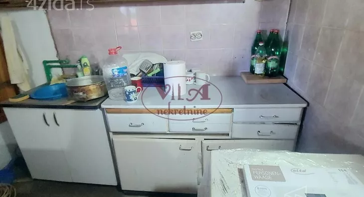 Plac | 4zida