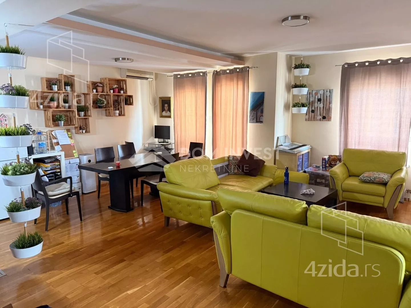 Troiposoban stan | 4zida