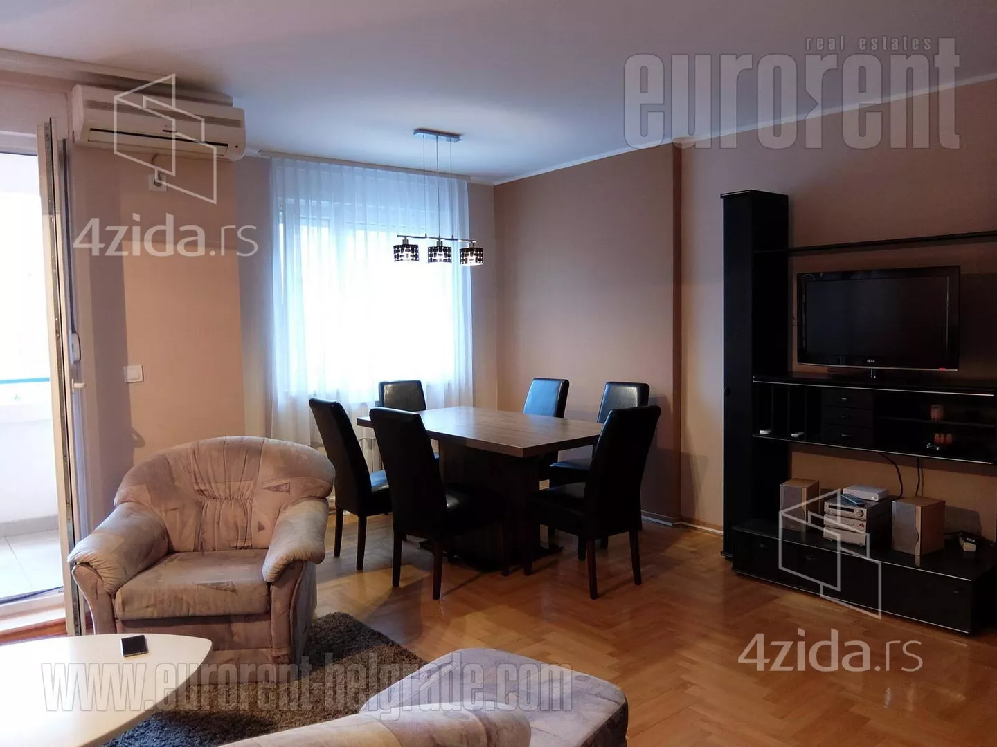 Trosoban stan | 4zida