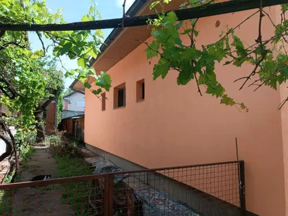 Veljka Vlahovića 10 | 4zida.rs