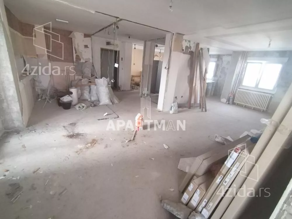 Četvorosoban stan | 4zida