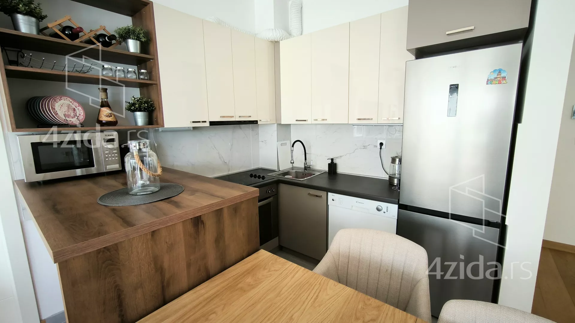 Trosoban stan | 4zida