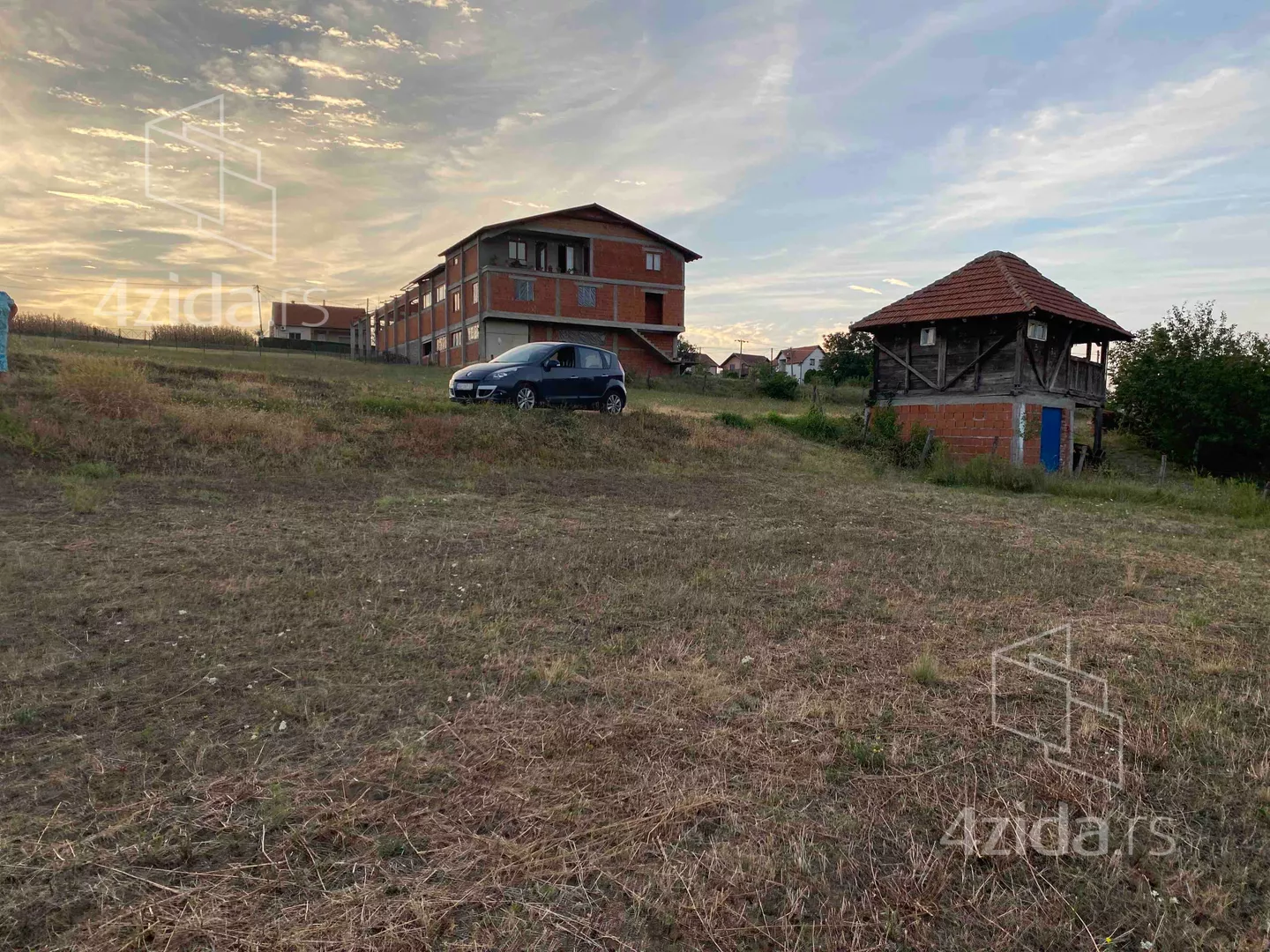 Građevinsko zemljište | 4zida