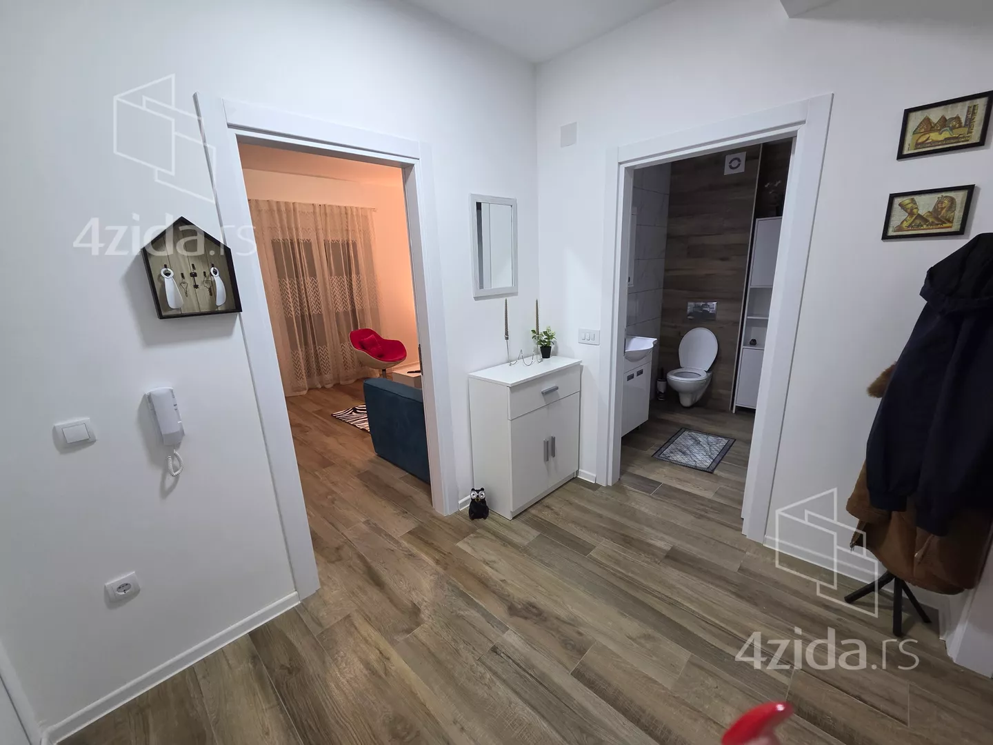 Dvoiposoban stan | 4zida