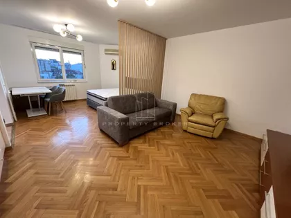 Skender Begova | 4zida.rs