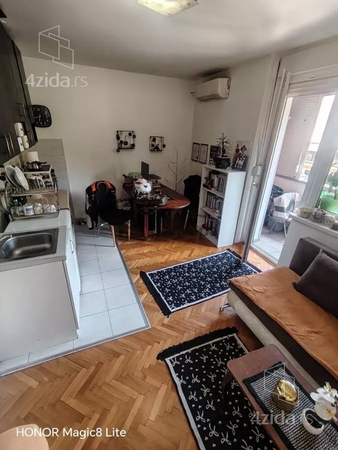 Garsonjera | 4zida