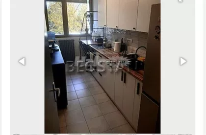 Studentska | 4zida.rs