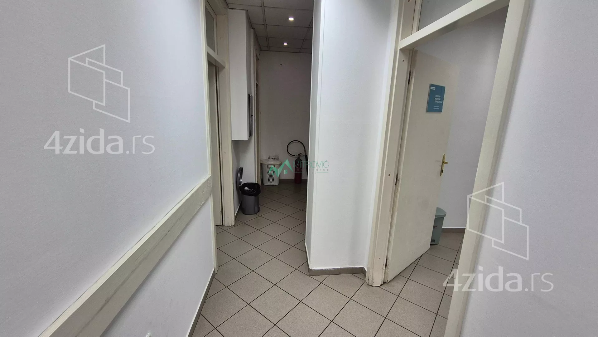 Poslovni prostor | 4zida