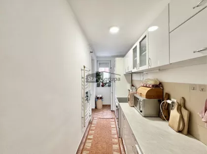 Pariske komune | 4zida.rs