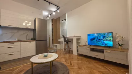 Žitni Trg 9 | 4zida.rs