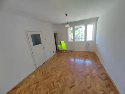 Vojna Bolnica | 4zida.rs