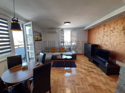 Majakovskog | 4zida.rs