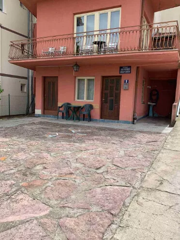 Zastavnika Lazarevića 3 | 4zida.rs