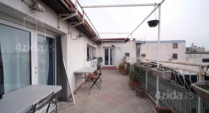 Osmosoban stan | 4zida