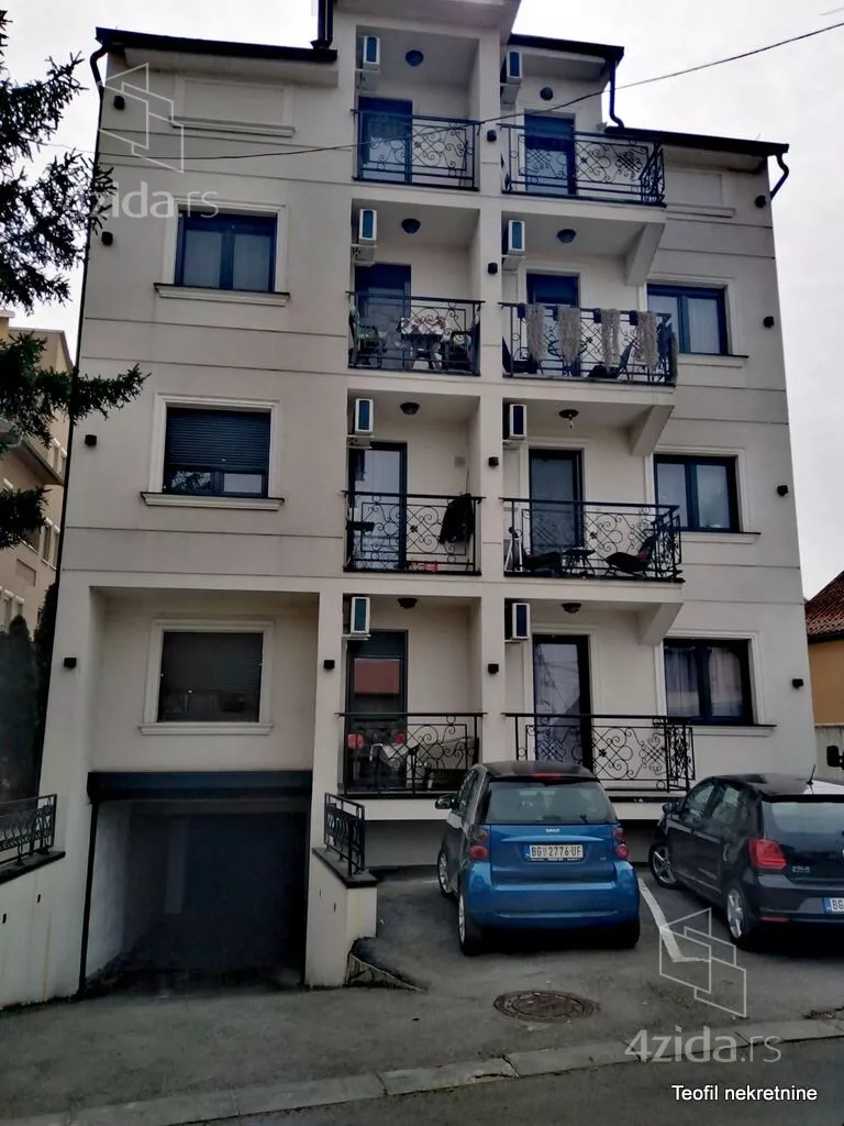 Troiposoban stan | 4zida