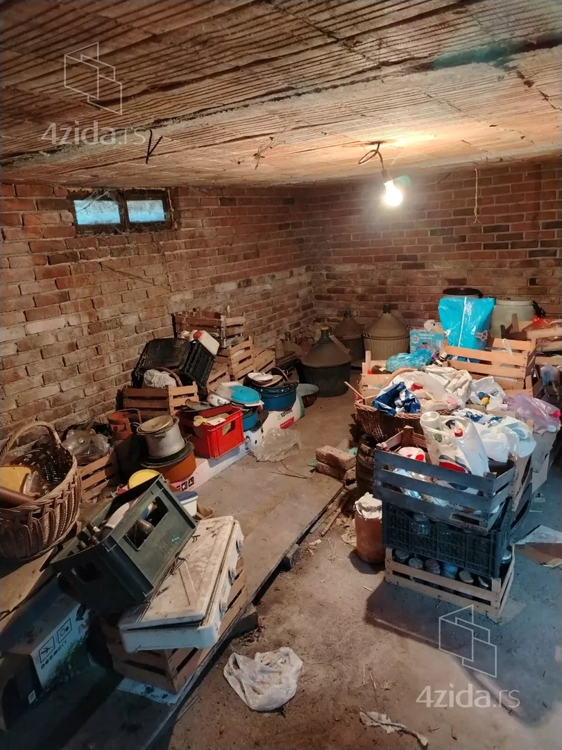 3-etažna kuća | 4zida