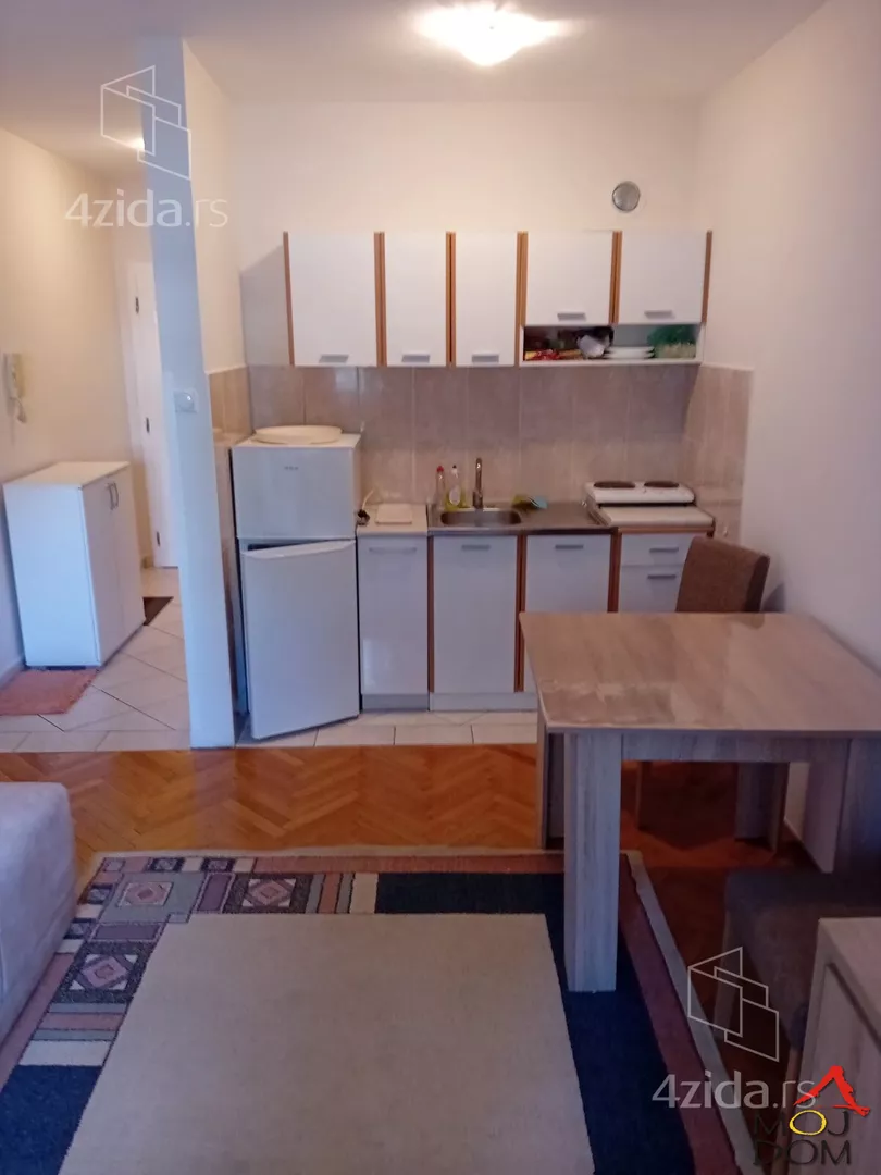 Garsonjera | 4zida