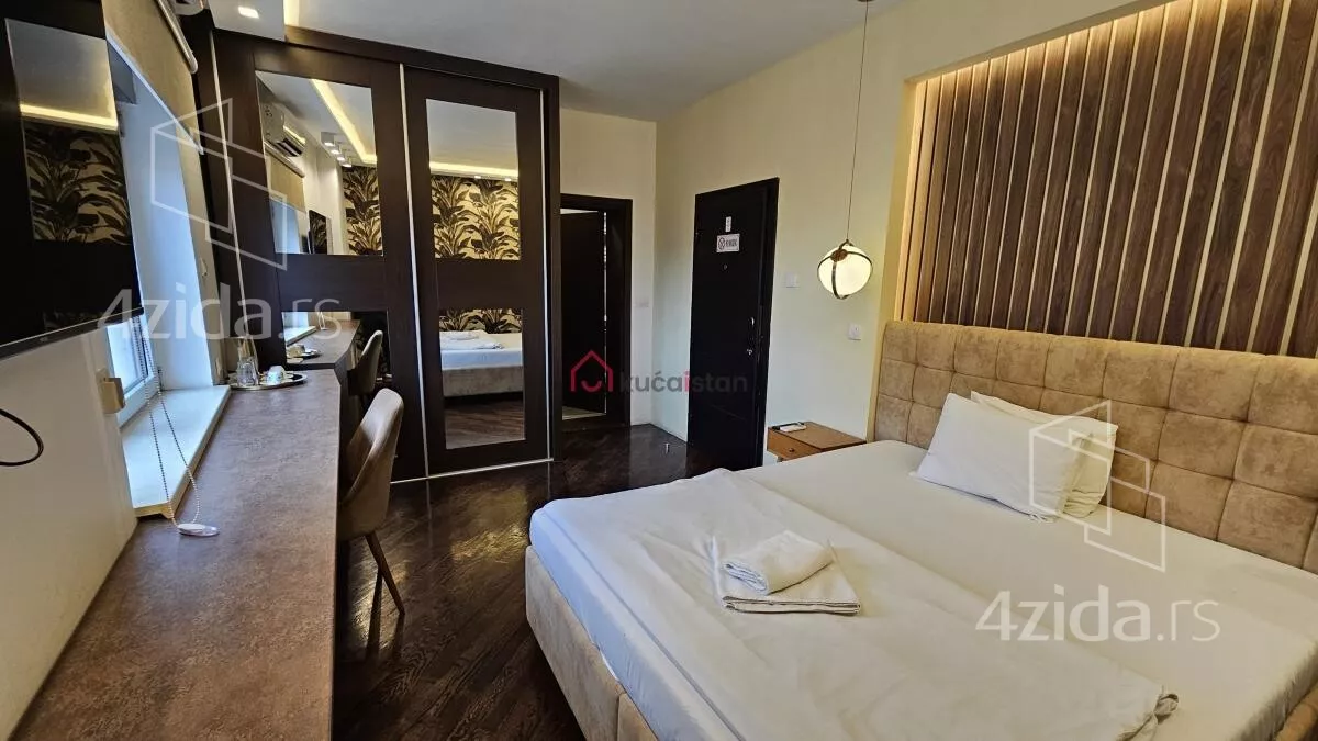 Petosoban stan | 4zida