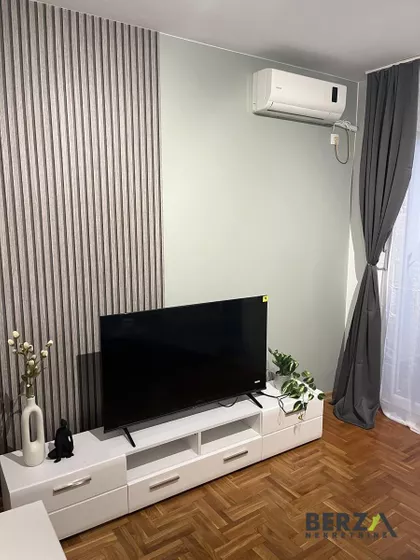 Bulevar Patrijarha Pavla (Somborski Bulevar) | 4zida.rs