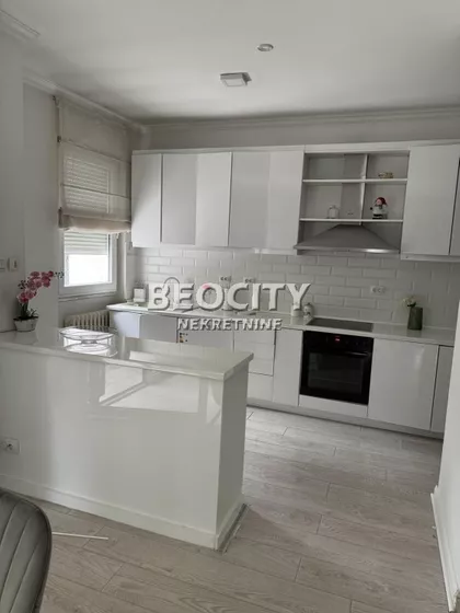 Vase Stajića | 4zida.rs