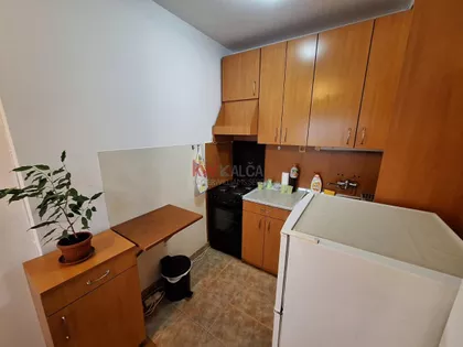 Dom Zdravlja | 4zida.rs