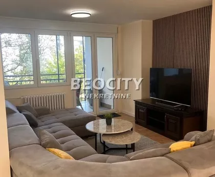 Jurija Gagarina | 4zida.rs