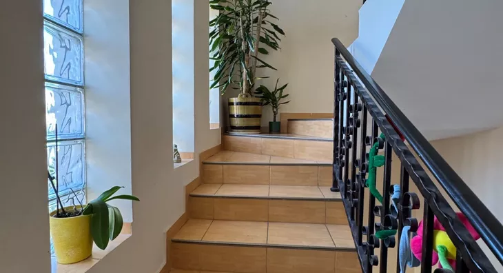 Petoiposoban stan | 4zida