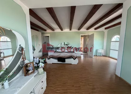 Mali Bajmok | 4zida.rs