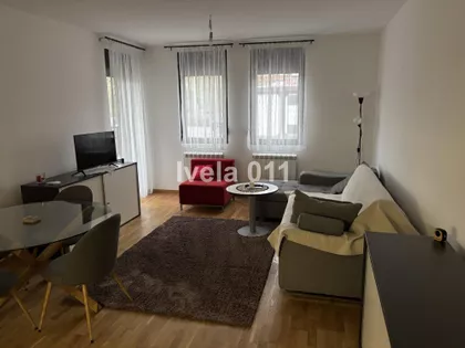 Pavla Labata | 4zida.rs