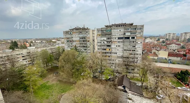 Jednoiposoban stan | 4zida