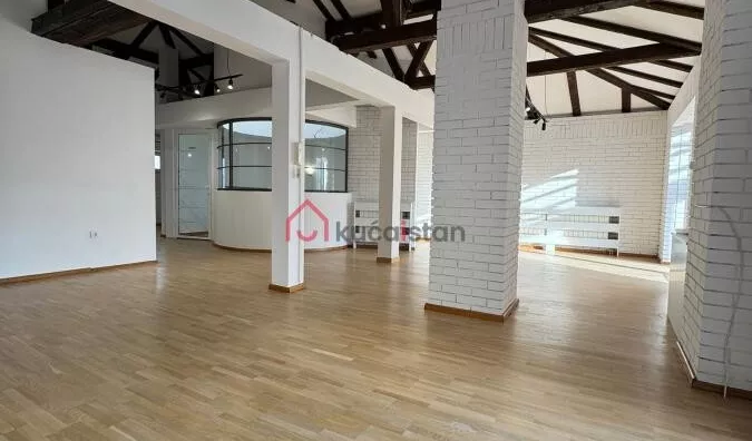 Poslovna zgrada | 4zida