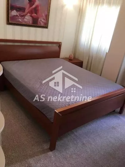 Trg Republike | 4zida.rs