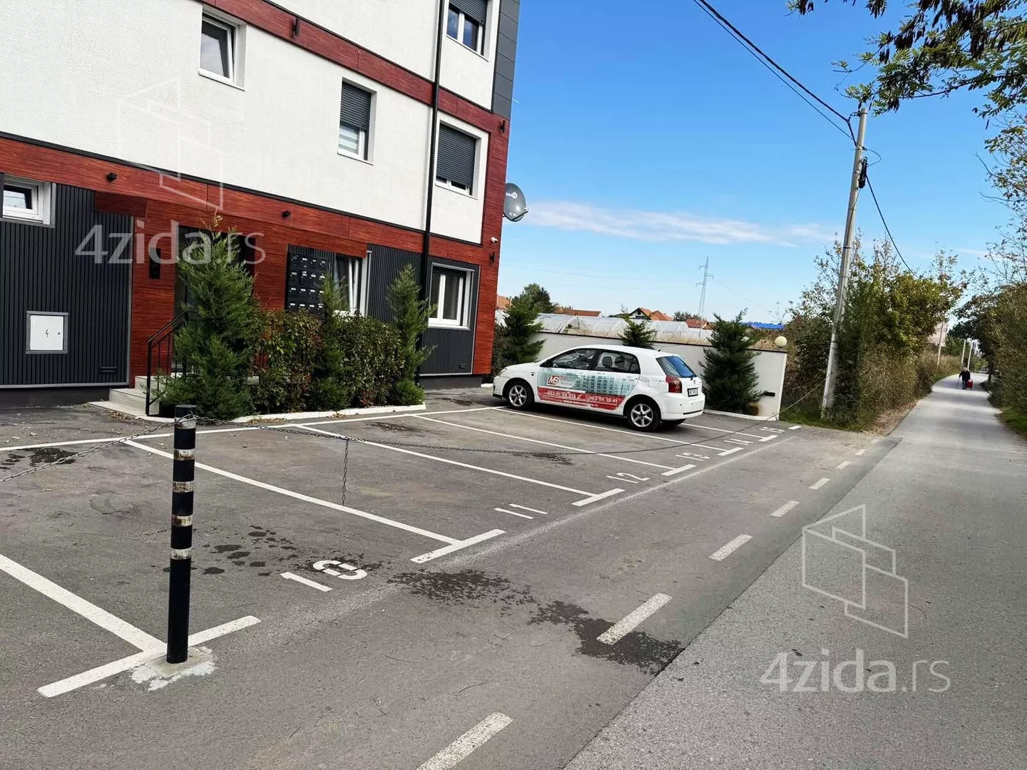 Jednoiposoban stan | 4zida