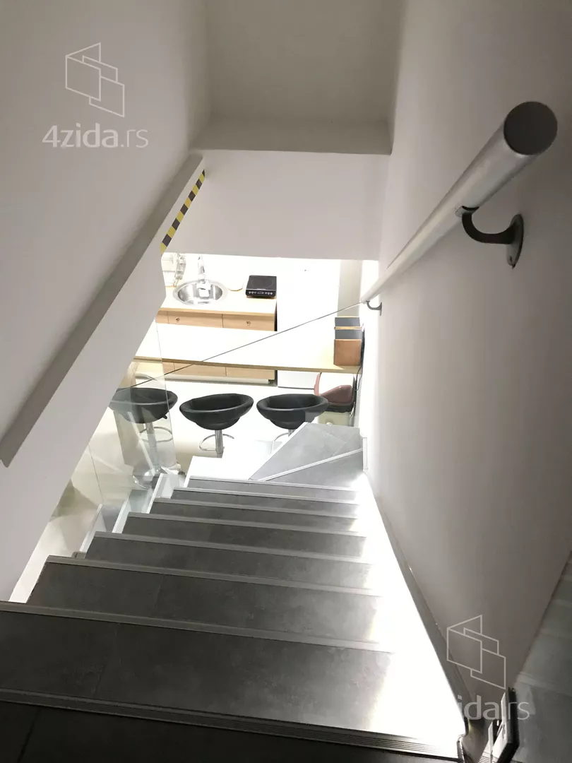 4-etažna kuća | 4zida