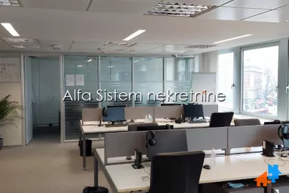 Trg Republike | 4zida.rs