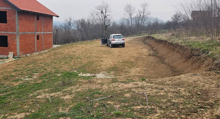 Građevinsko zemljište | 4zida