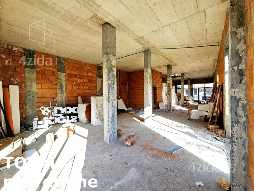 Poslovni prostor | 4zida