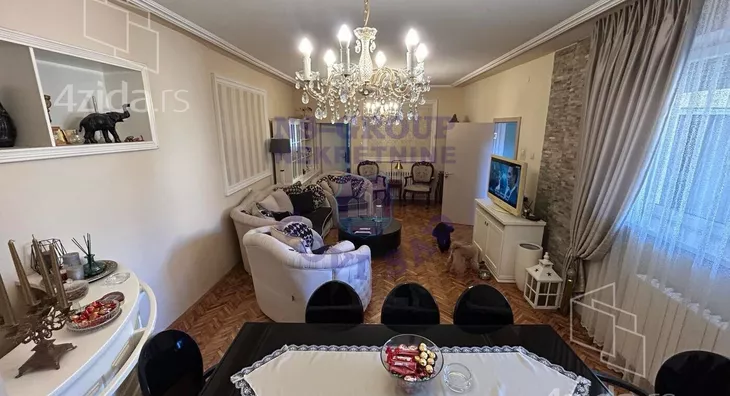 3-etažna kuća | 4zida