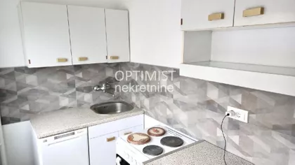 Kraljevačka | 4zida.rs