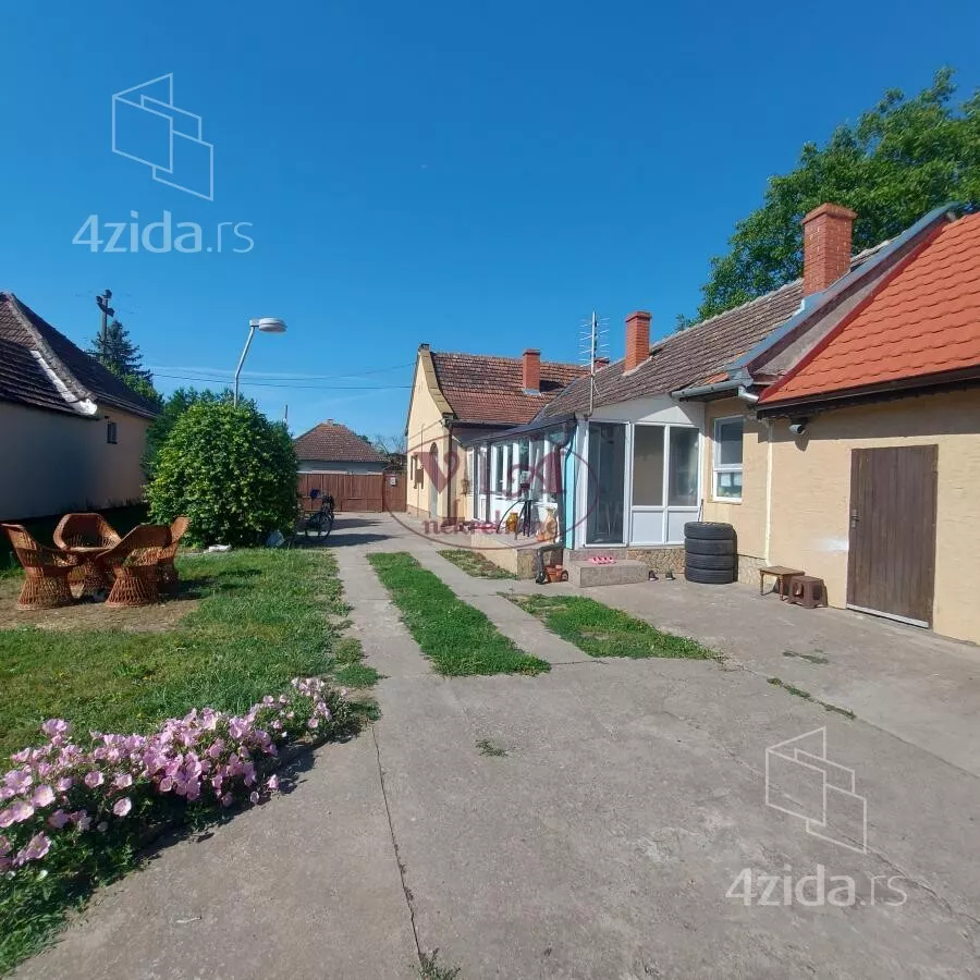 Kuća | 4zida
