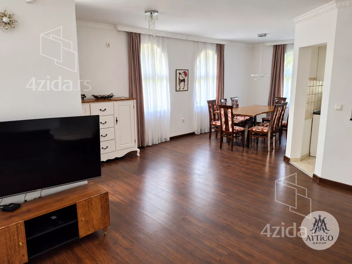 Kuća | 4zida