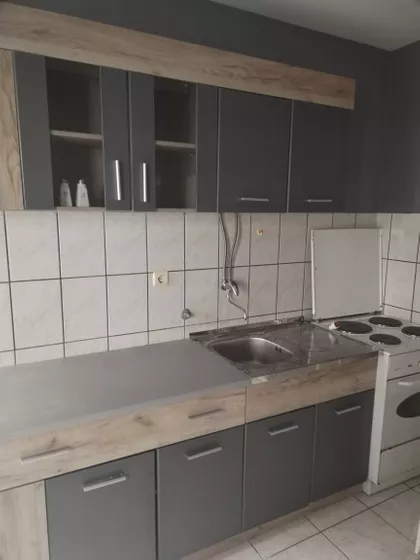Stojana Novakovića 27 | 4zida.rs