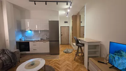 Žitni Trg 9 | 4zida.rs