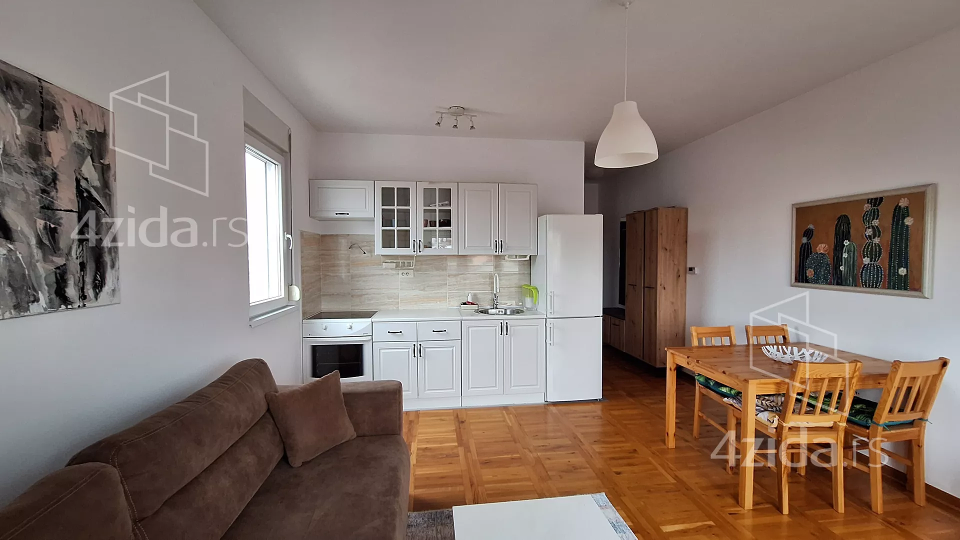 Jednoiposoban stan | 4zida