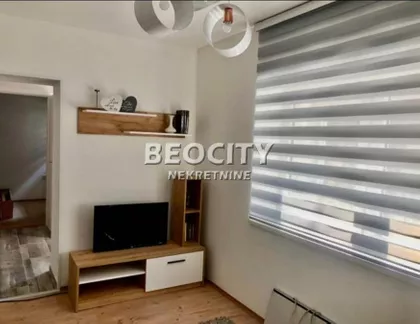 Tvrđava | 4zida.rs