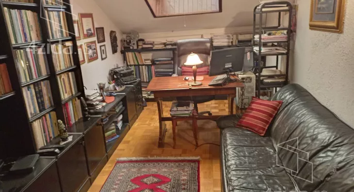 Četvoroiposoban stan | 4zida