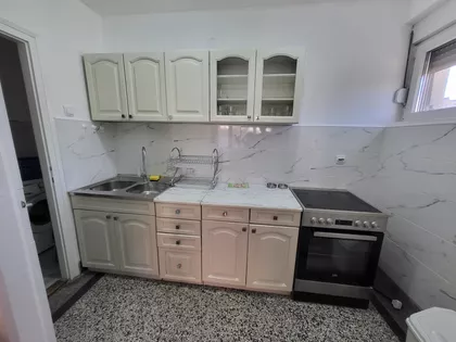 Crveni Pevac | 4zida.rs