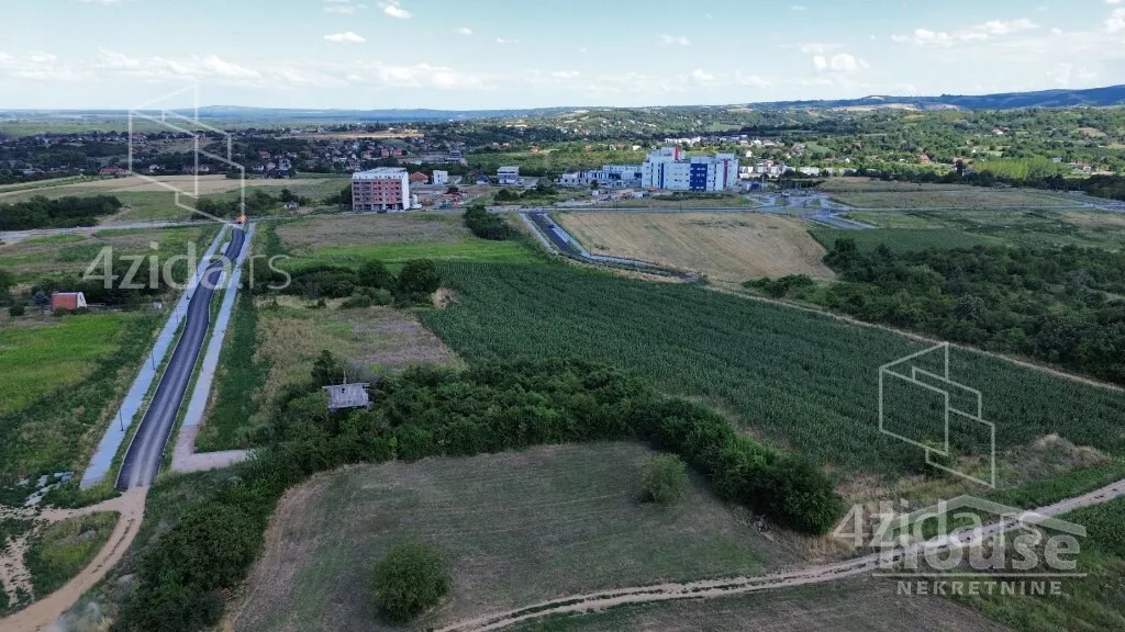 Plac | 4zida